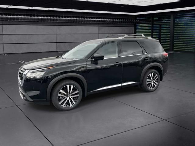 new 2024 Nissan Pathfinder car, priced at $45,975