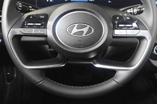 new 2025 Hyundai Elantra car, priced at $27,735