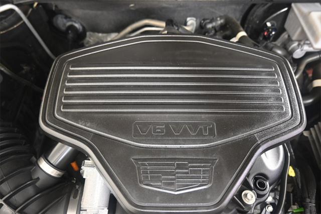 used 2021 Cadillac XT5 car, priced at $26,900
