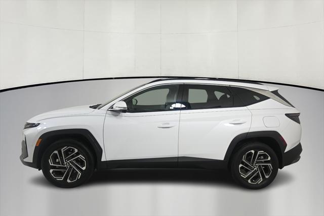 new 2025 Hyundai TUCSON Hybrid car, priced at $39,022
