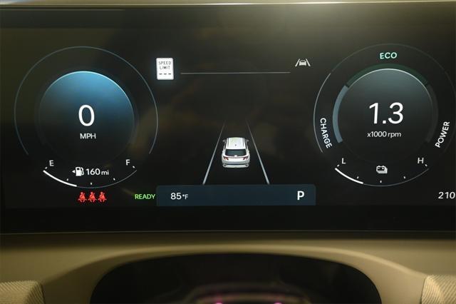 new 2025 Hyundai TUCSON Hybrid car, priced at $39,022