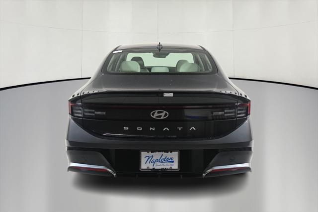 new 2024 Hyundai Elantra HEV car, priced at $24,902