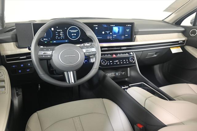 new 2025 Hyundai Sonata Hybrid car, priced at $35,137