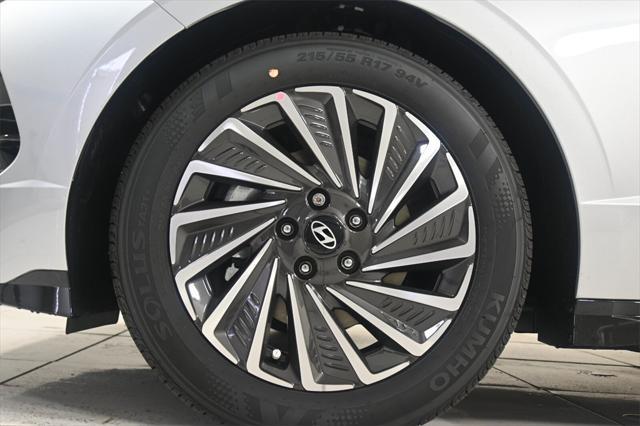 new 2025 Hyundai Sonata Hybrid car, priced at $29,437