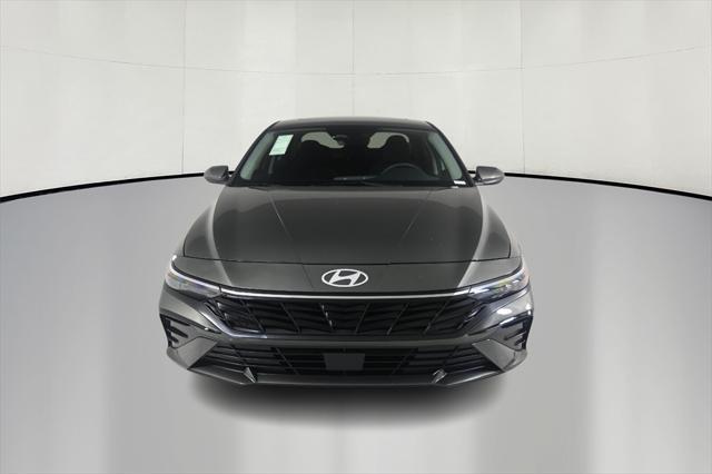 new 2025 Hyundai Elantra car, priced at $27,020