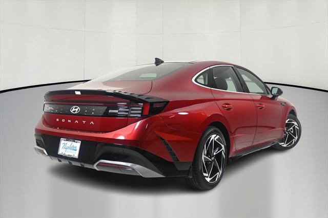 new 2024 Hyundai Sonata car, priced at $29,983