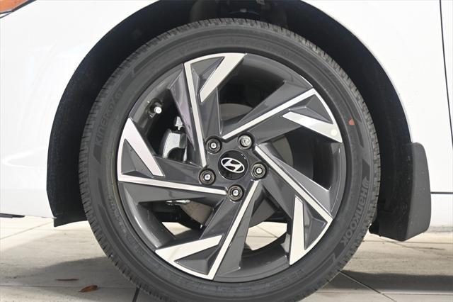 new 2025 Hyundai Elantra car, priced at $25,963