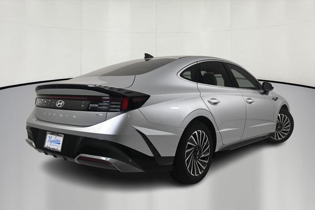 new 2025 Hyundai Sonata Hybrid car, priced at $32,665