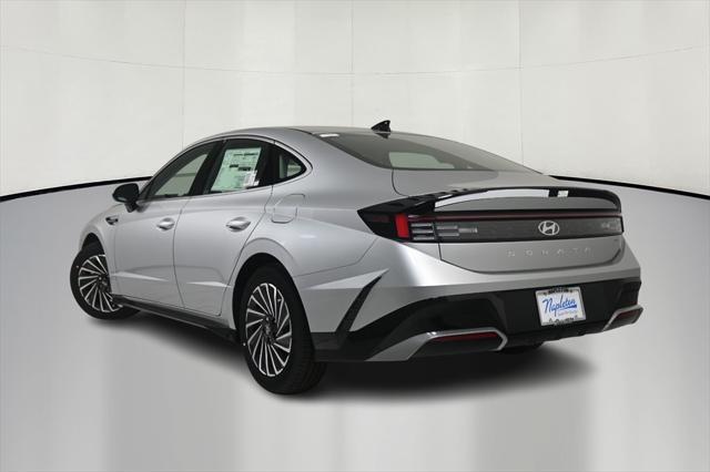 new 2025 Hyundai Sonata Hybrid car, priced at $29,432