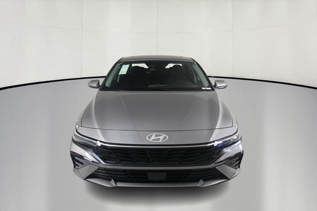 new 2025 Hyundai Elantra car, priced at $27,265