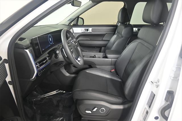 used 2024 Hyundai Santa Fe car, priced at $32,500