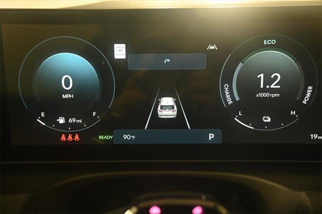 new 2025 Hyundai TUCSON Hybrid car, priced at $43,275