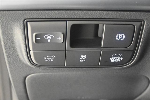 new 2025 Hyundai TUCSON Hybrid car, priced at $43,275