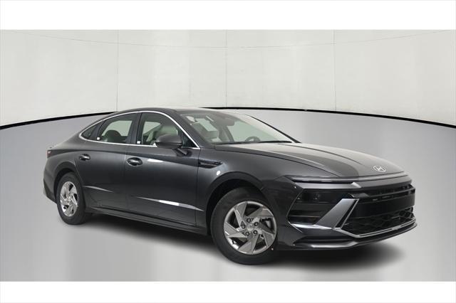 new 2025 Hyundai Sonata car, priced at $26,158