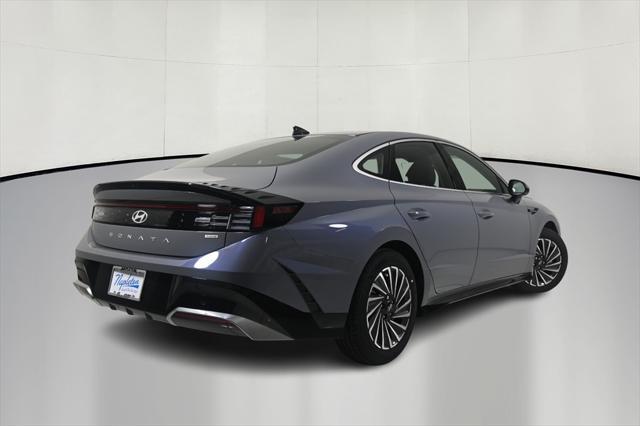 new 2025 Hyundai Sonata Hybrid car, priced at $29,591