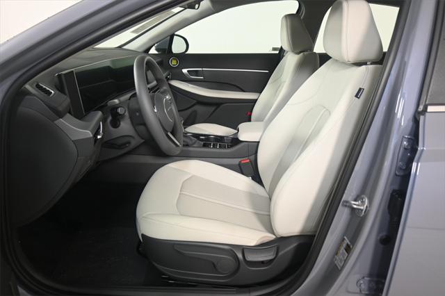 new 2025 Hyundai Sonata car, priced at $26,158