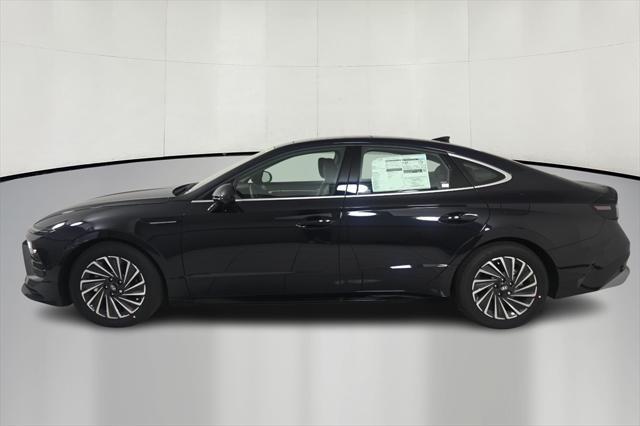new 2025 Hyundai Sonata Hybrid car, priced at $38,264