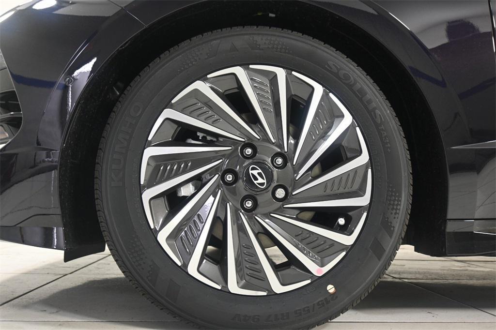 new 2025 Hyundai Sonata Hybrid car, priced at $35,264