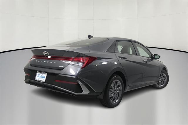 new 2025 Hyundai ELANTRA HEV car, priced at $27,100