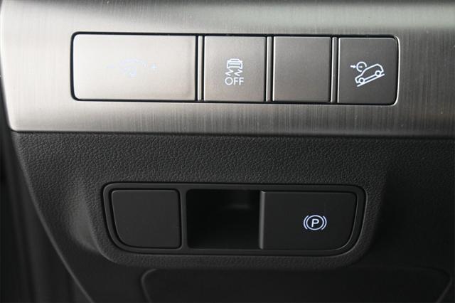 new 2025 Hyundai Kona car, priced at $25,556