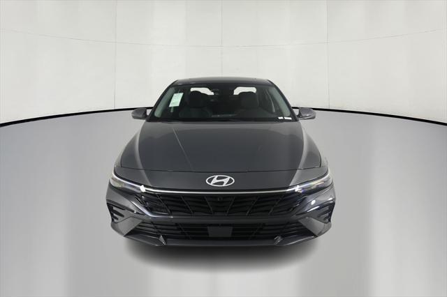 new 2024 Hyundai Elantra car, priced at $25,853