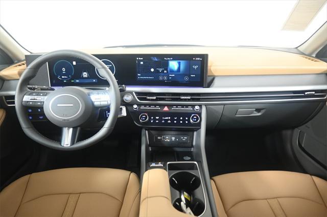 new 2025 Hyundai Sonata Hybrid car, priced at $35,177