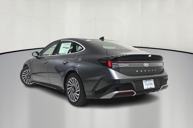 new 2025 Hyundai Sonata Hybrid car, priced at $35,177