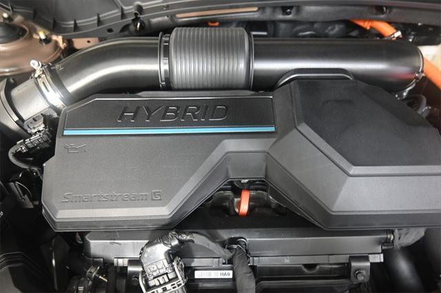 new 2025 Hyundai TUCSON Hybrid car