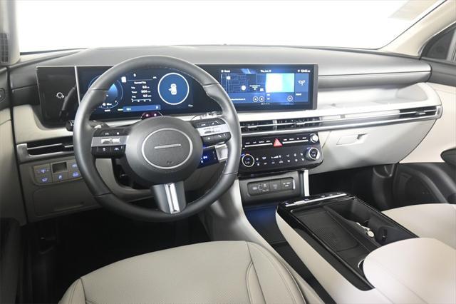 new 2025 Hyundai TUCSON Hybrid car