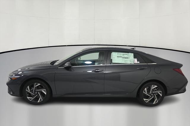 new 2025 Hyundai Elantra car, priced at $28,240