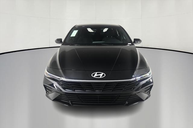 new 2025 Hyundai Elantra car, priced at $24,665