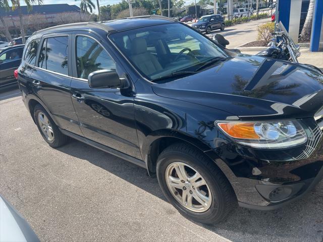 used 2012 Hyundai Santa Fe car, priced at $9,000