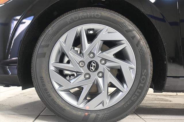 new 2025 Hyundai ELANTRA HEV car, priced at $26,300