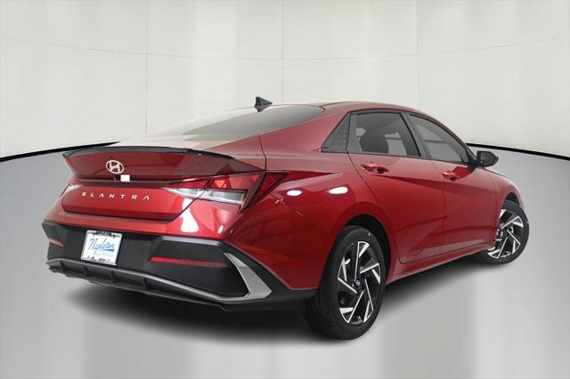 new 2025 Hyundai Elantra car, priced at $25,160