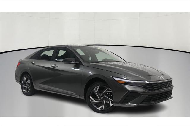 new 2025 Hyundai Elantra car, priced at $28,194
