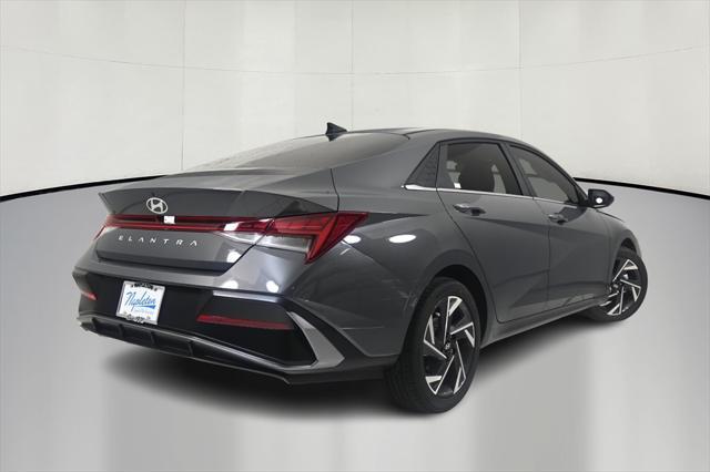 new 2024 Hyundai Elantra car, priced at $25,119