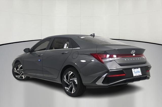 new 2024 Hyundai Elantra car, priced at $25,119