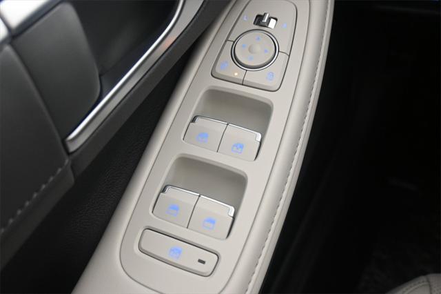 new 2025 Hyundai Sonata Hybrid car, priced at $38,106