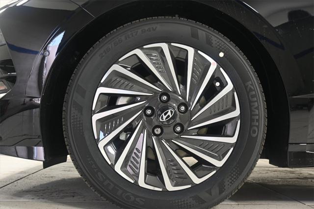 new 2025 Hyundai Sonata Hybrid car, priced at $38,106