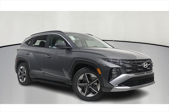 new 2025 Hyundai Tucson car, priced at $30,021