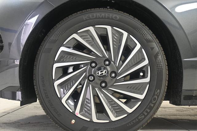 new 2025 Hyundai Sonata Hybrid car, priced at $29,432