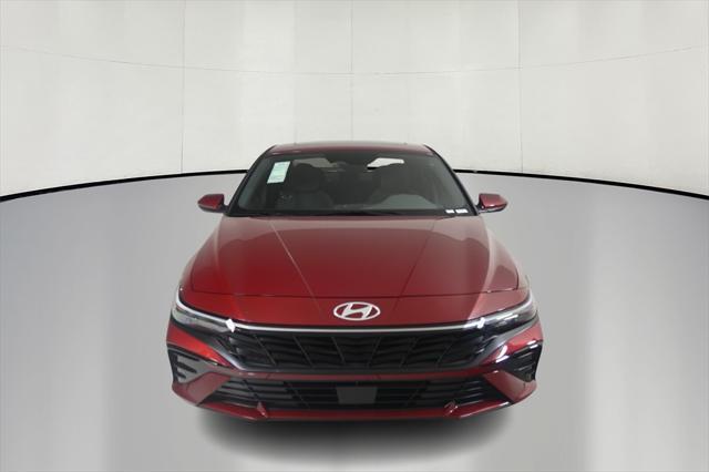 new 2024 Hyundai Elantra car, priced at $25,124