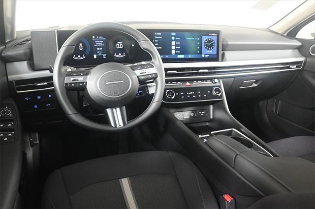 new 2025 Hyundai Sonata Hybrid car, priced at $29,591