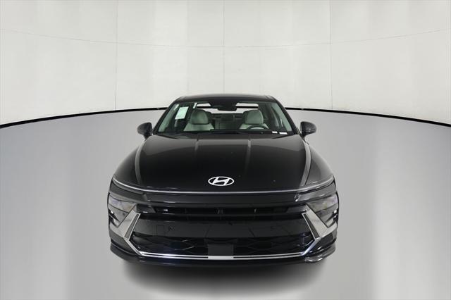 new 2024 Hyundai Sonata Hybrid car, priced at $35,390