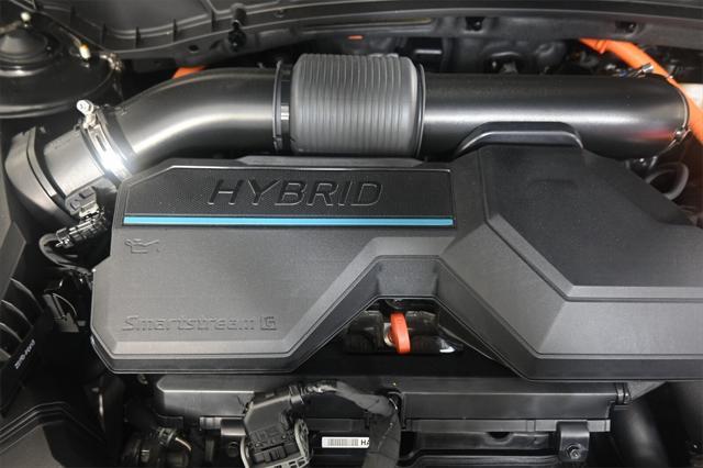 new 2025 Hyundai TUCSON Hybrid car, priced at $38,715