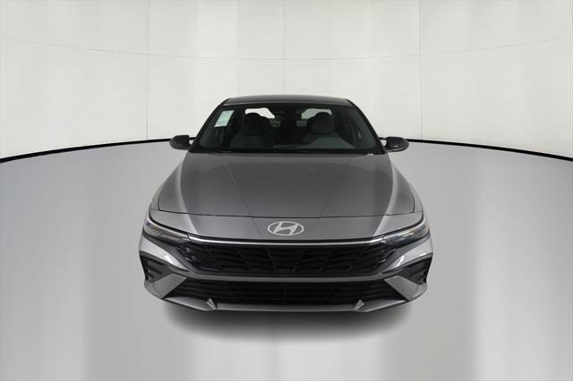 new 2025 Hyundai Elantra car, priced at $23,125