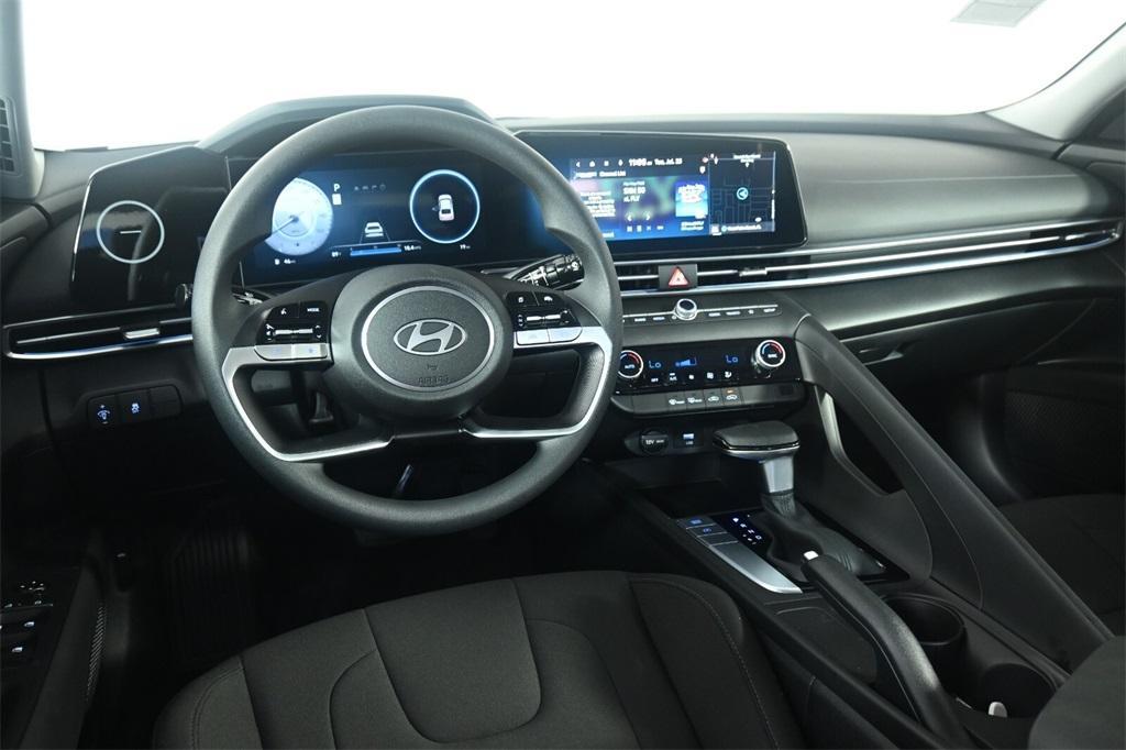 new 2024 Hyundai Elantra car, priced at $22,761