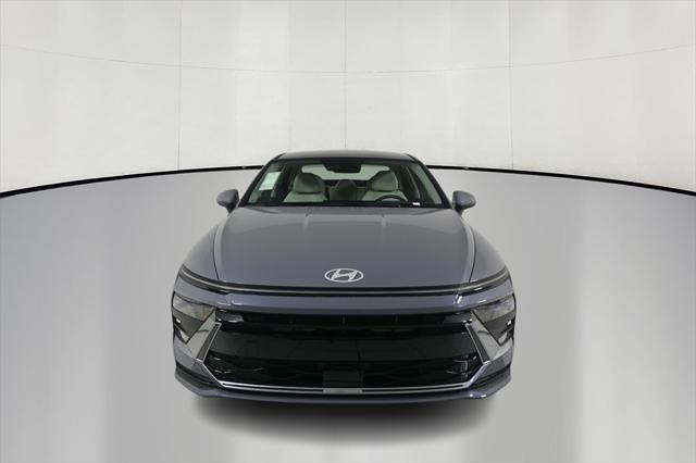 new 2025 Hyundai Sonata car, priced at $26,158