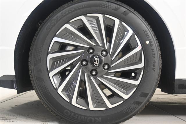 new 2025 Hyundai Sonata Hybrid car, priced at $29,873