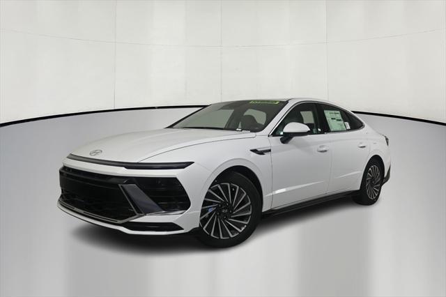 new 2025 Hyundai Sonata Hybrid car, priced at $29,873